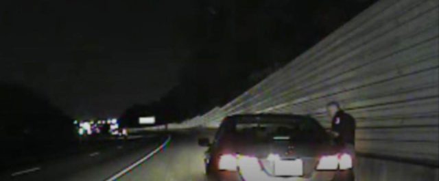 Συνταξιοδοτείται ο αστυνομικός που είπε σε λευκή “μην ανησυχείς, σκοτώνουμε μόνο μαύρους”