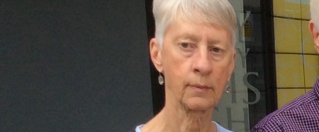 Ακτιβίστρια υπέρ της Ελλάδας και κατά της λιτότητας η Βρετανίδα που την κατασπάραξαν λύκοι