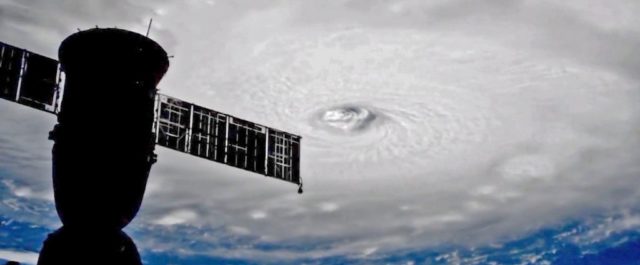 Σαρώνει τον Ατλαντικό κι απειλεί ΗΠΑ ο κυκλώνας Ίρμα!