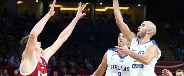 Ευρωμπάσκετ: “Ξεφούσκωσε” στο τέλος η Εθνική, έχασε από τη Ρωσία