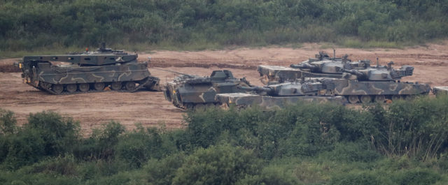 Η Νότια Κορέα “επιτέθηκε” στη Βόρεια! [video+ εικόνες]