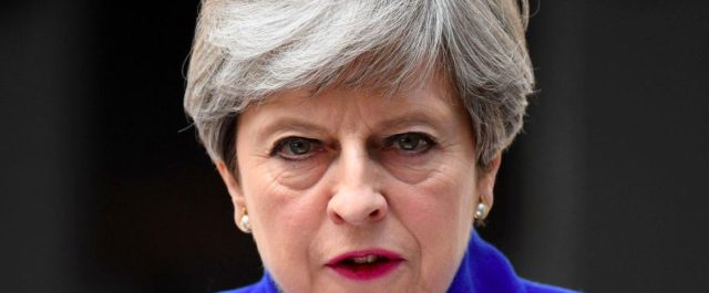 Η Μέι αδειάζει Τραμπ για την επίθεση στο μετρό, ταυτοποιήθηκε ύποπτος