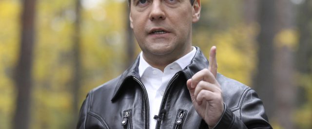 Μεντβέντεφ: “Οι ΗΠΑ πιέζουν την Ευρώπη να μην κατασκευάσει το Nord Stream- 2”