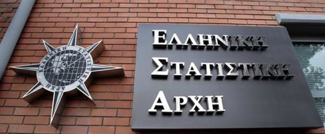 Η ανεργία έπεσε στο 21,1% το δεύτερο τρίμηνο