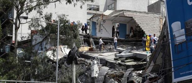 Μεξικό: Η άσφαλτος “φούσκωνε” και “ξεφούσκωνε”, το “Αζτέκα” κόπηκε στα δύο!