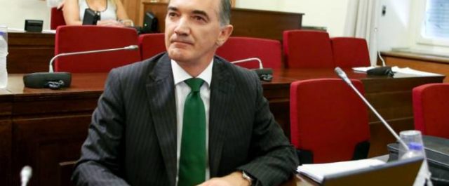 Σαλμάς για αρθροσκοπήσεις: “Όλα καλά τα έπραξα”