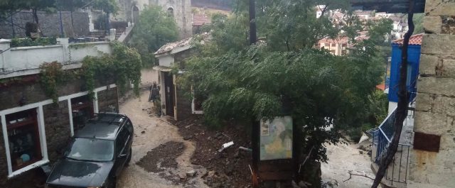 Εικόνες βιβλικής καταστροφής στη Σαμοθράκη!