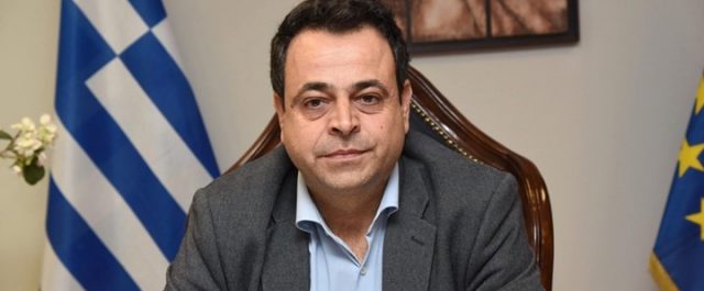 Σαντορινιός: “Πέρα από τη Γλυφάδα οι περιοχές είναι καθαρές”