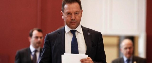 “Πυρά” Στουρνάρα κατά κυβέρνησης για επενδύσεις