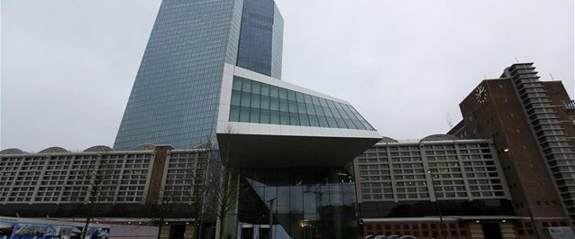 Προαναγγελία περιστολής του QE από την ΕΚΤ