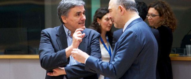 Σε θετικό κλίμα η συνάντηση Τσακαλώτου- Μοσκοβισί, μεγαλύτερο αγκάθι οι ιδιωτικοποιήσεις