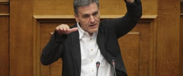 Τσακαλώτος: Κανείς δεν μου τράβηξε τ’ αυτιά στις Βρυξέλλες