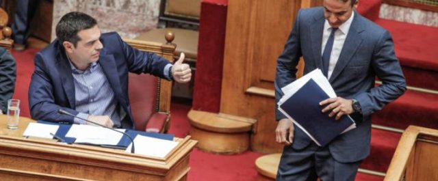 Στην Apivita ο Τσίπρας, στη Θεσσαλονίκη ο Μητσοτάκης