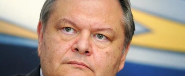 Βενιζέλος: Ο Τσίπρας αδυνατεί να αντιληφθεί την ιστορική μνήμη του Ανδρέα