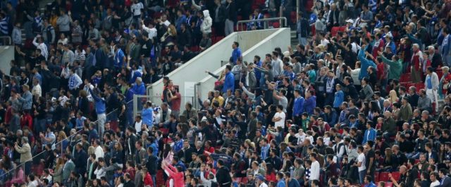 Θλιβερά επεισόδια στο Καραϊσκάκη για τη φανέλα του Παναθηναϊκού