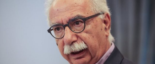 Γαβρόγλου: Τα συγγράμματα θα διανεμηθούν πάση θυσία στους φοιτητές