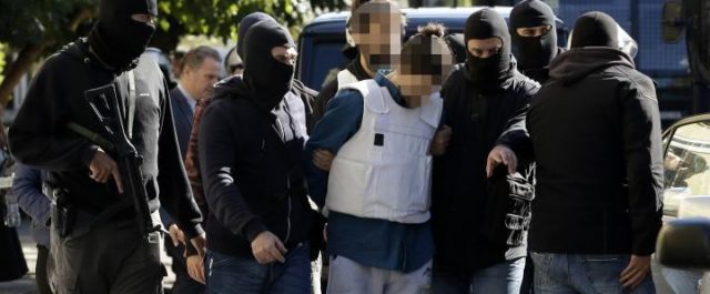 Ποιους Ευρωπαίους αξιωματούχους είχε “στόχους” ο 29χρονος- Στη δημοσιότητα φωτογραφίες