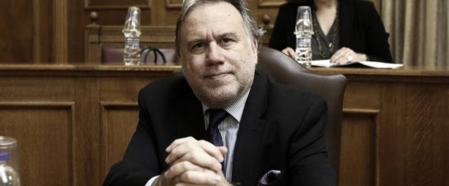 Κατρούγκαλος: Αισχρό ψέμα της Ν.Δ ότι ο νόμος μου διευκόλυνε την καταβολή αναδρομικών σε πρώην βουλευτές