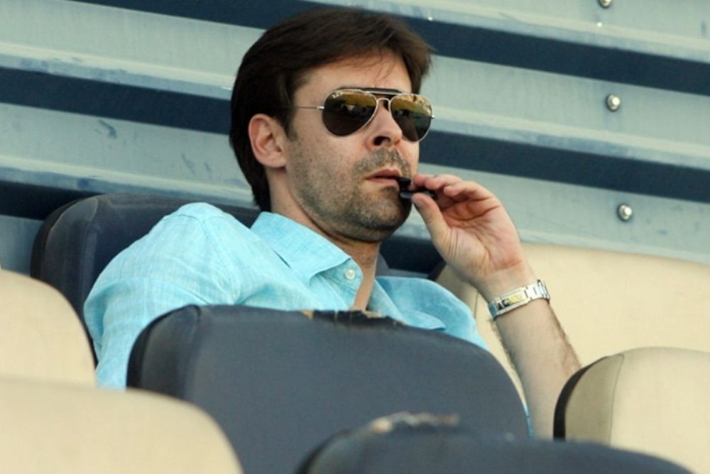 Ομοφοβική “έκρηξη” Τσιάρτα για την ταυτότητα φύλλου – Σάλος στο διαδίκτυο