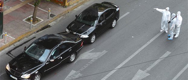 Συνελήφθη ο αποστολέας του δέματος- βόμβα στον Λουκά Παπαδήμο