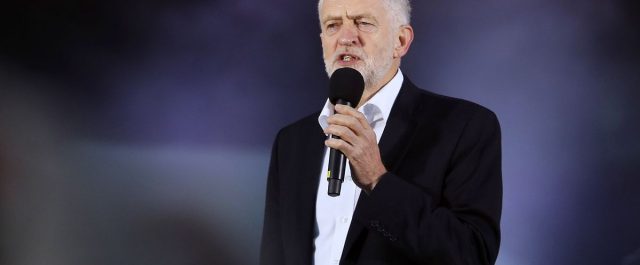 Οι Εργατικοί προσπέρασαν τους Συντηρητικούς σε δημοσκόπηση της Independent! [εικόνες]