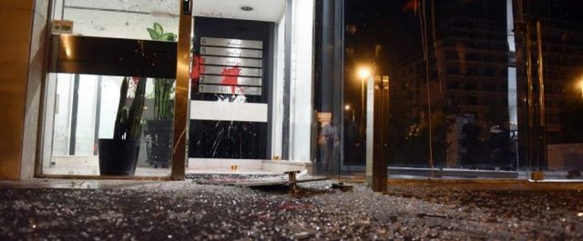 Ταυτοποιήθηκαν τρεις δράστες της επίθεσης στο “Έθνος”