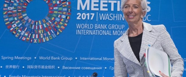 Τσακαλώτος- Χουλιαράκης σε δύσκολη αποστολή…πειθούς στη Λαγκάρντ