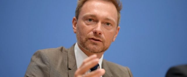 Ο ηγέτης του FDP ζητά πιο σκληρή πολιτική στην Ευρωζώνη και στην Ελλάδα