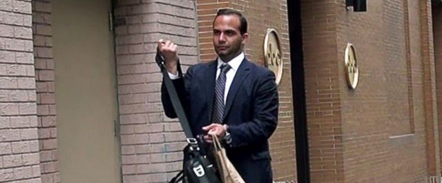 Τραμπ: “Ψεύτη Παπαδόπουλε”!