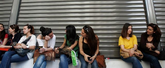 Μειώθηκε κι άλλο η ανεργία τον Ιούνιο