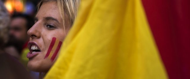 Θυελλώδης συνεδρίαση της ισπανικής Γερουσίας ελέω Καταλονίας