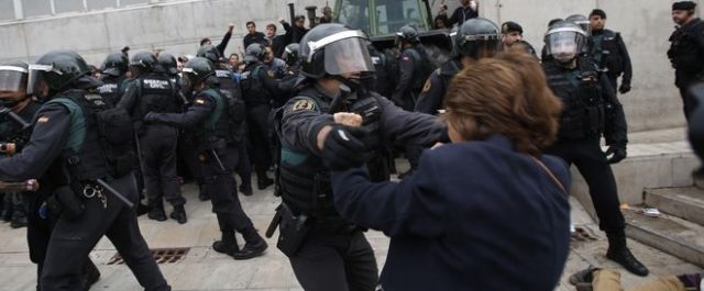 Αμήχανη η Ευρώπη για την Καταλονία- Προτείνουν διάλογο μετά την έκρηξη βίας