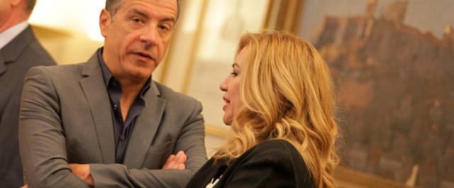 Κεντροαριστερά: Υπό την κρίση των υποψήφιων αρχηγών η πρόταση Θεοδωράκη