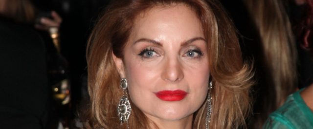 Η Άντζελα Γκερέκου επιστρέφει (;) στην πολιτική με γαλάζιο ψηφοδέλτιο