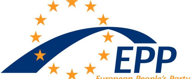 Guardian: Ο «καλός λαϊκισμός» είναι μια λανθασμένη επιλογή για την ευρωπαϊκή κεντροδεξιά