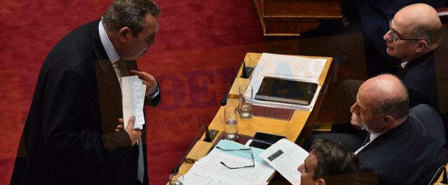 Μητσοτάκης κατά Καμμένου στο twitter- Τι του είπε ο πρόεδρος των ΑΝΕΛ για τον…εξωγήϊνο