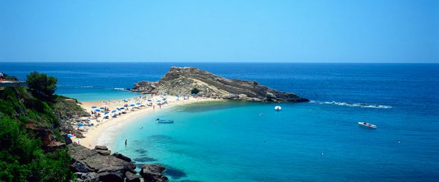 Κεφαλονιά: Βρετανός τουρίστας νεκρός από σπάσιμο αυχένα! [εικόνα]