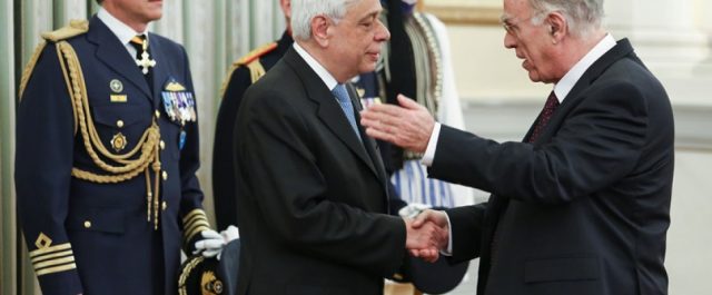 Η θεσμική απάντηση Παυλόπουλου σε Λεβέντη