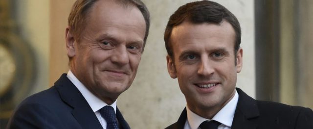 Μήνυμα ενότητας της Ισπανίας στέλνουν Μακρόν-Τουσκ