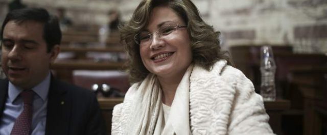 Παραμένει ευρωβουλευτής αλλά…part time η Σπυράκη