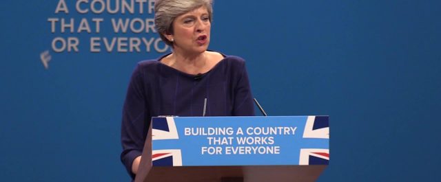 DW: “Κερδισμένη η Μέι στο συνέδριο των Συντηρητικών”