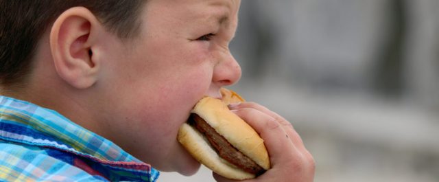 Πρωταθλήτρια Ευρώπης η Ελλάδα στα παχύσαρκα αγόρια!