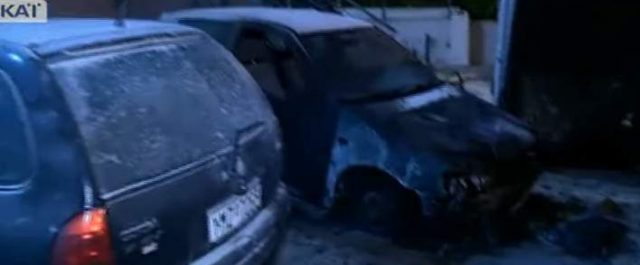 Καταδρομική επίθεση με μολότοφ στο Α.Τ. Πεύκης! [εικόνες]