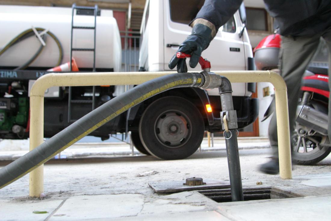 Το ακριβότερο πετρέλαιο σπρώχνει όλο και περισσότερους στο φυσικό αέριο