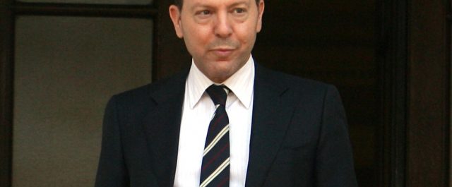 Αισιοδοξία Στουρνάρα: “Επιταχύνεται η ανάπτυξη”