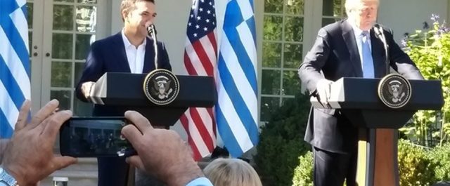 Η ερώτηση-παγίδα Αμερικανού δημοσιογράφου, ο ελιγμός Τσίπρα και η ατάκα Τραμπ! [εικόνα]