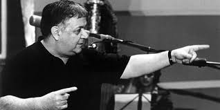 Το αιρετικό σχόλιο του Μάνου Χατζιδάκι για την 28η Οκτωβρίου και τον Μεταξά