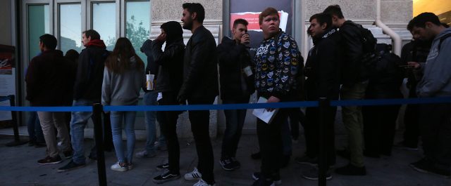 Black Friday: “Ουρές” από τα ξημερώματα