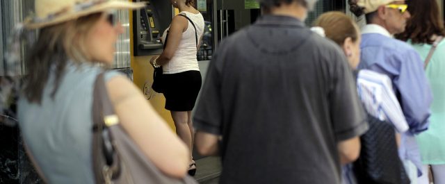 Πότε καταβάλλονται συντάξεις και επιστροφές εισφορών – Αναλυτικά τα ποσά