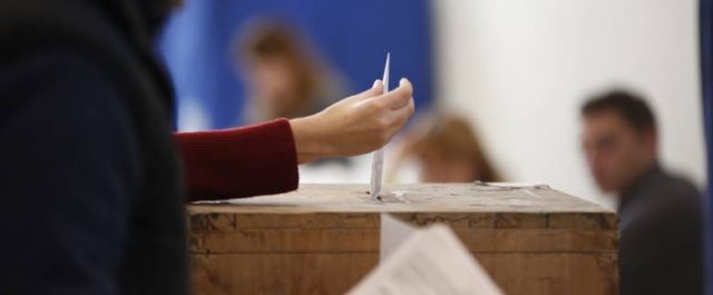 ALCO: Στις 6 μονάδες η ψαλίδα ΝΔ- ΣΥΡΙΖΑ